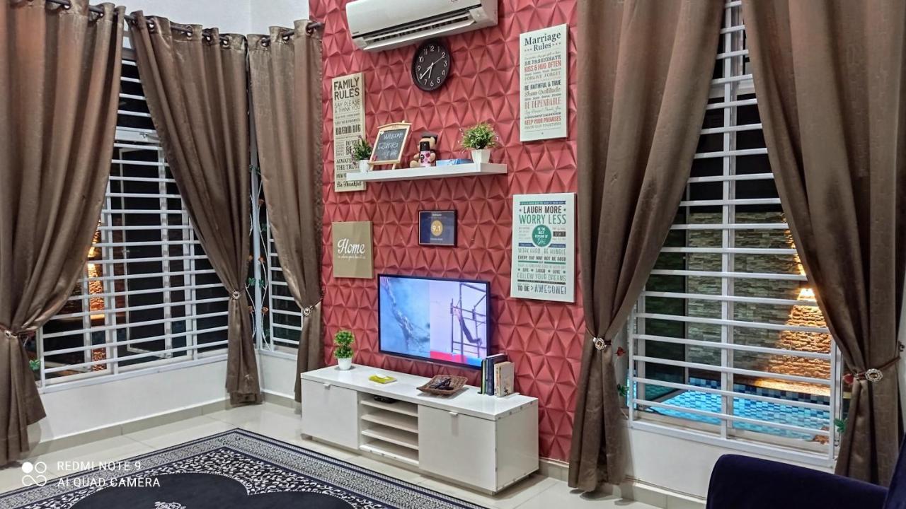D'zahra - With 30ft Private Pool Villa *