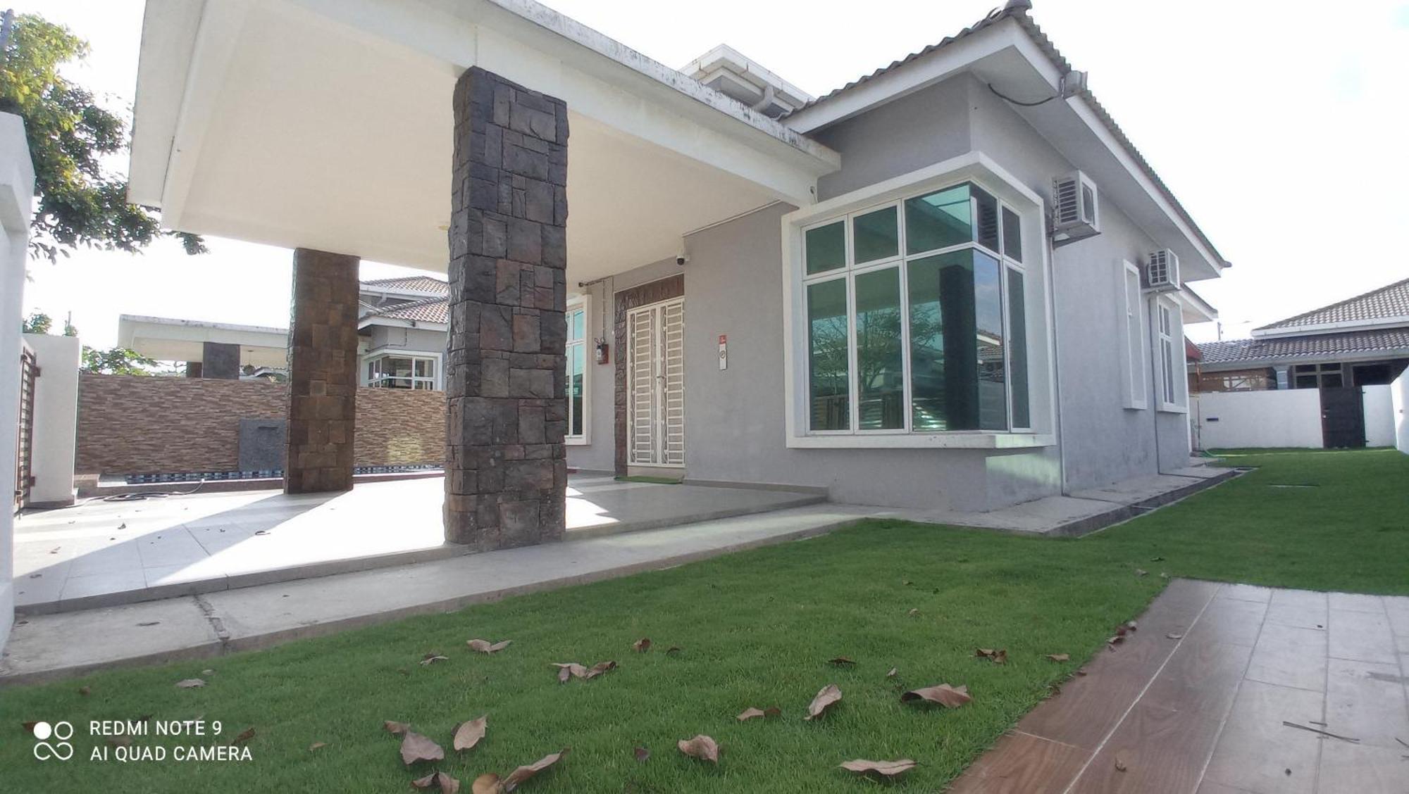 D'zahra - With 30ft Private Pool * Malacca