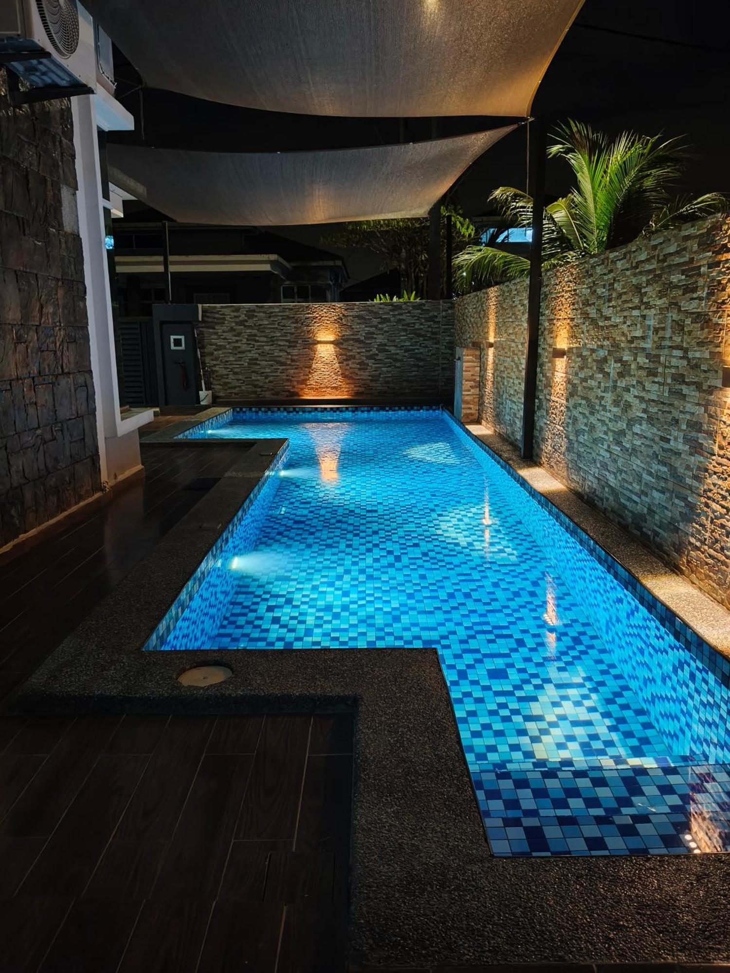 D'zahra - With 30ft Private Pool *